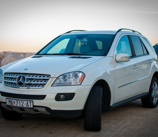 Demontaż i czyszczenie kolektora dolotowego