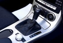 Bezpieczniki – jak je sprawdzać i wymieniać?